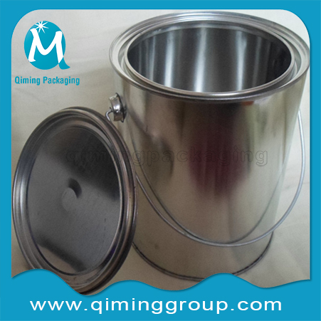 Round Tin Cans Small Tinplate Pails With Metal Handle--Qiming Packaging