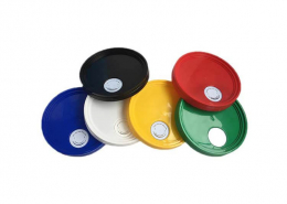 Plastic Lids With  Plastic Spouts