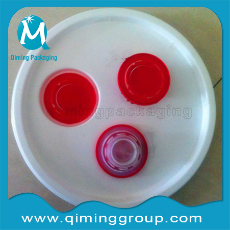 Red Plastic Spouts Closures For Metal & Plastic Lids -Qiming Packaging