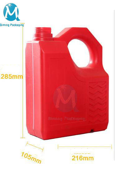 4 L RED PLASTIC JERRY CANS