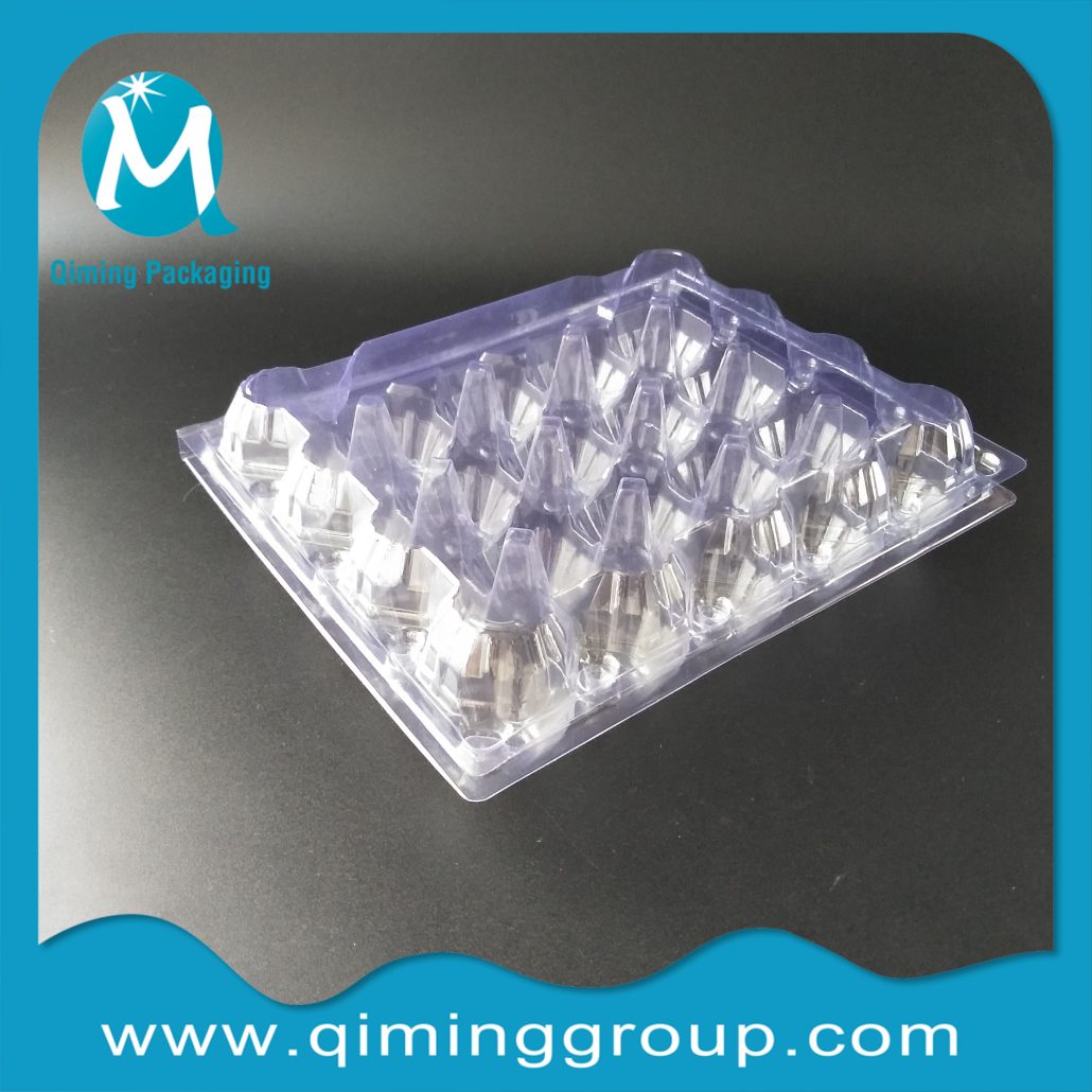 clear plastic egg trays