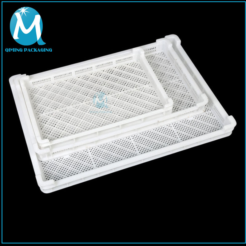 plastic tray