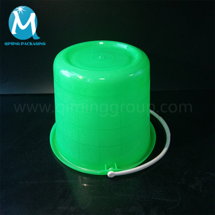 The Use Of Plastic Beach Buckets Qiming Packaging Lids Caps Bungs