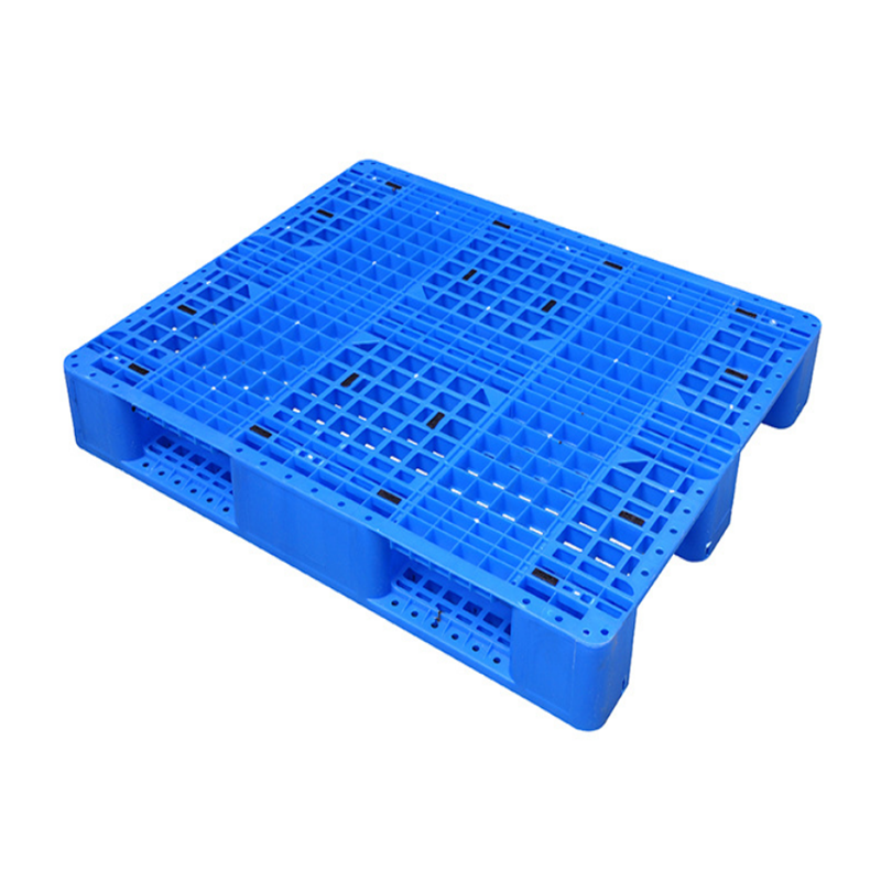 plastic pallet